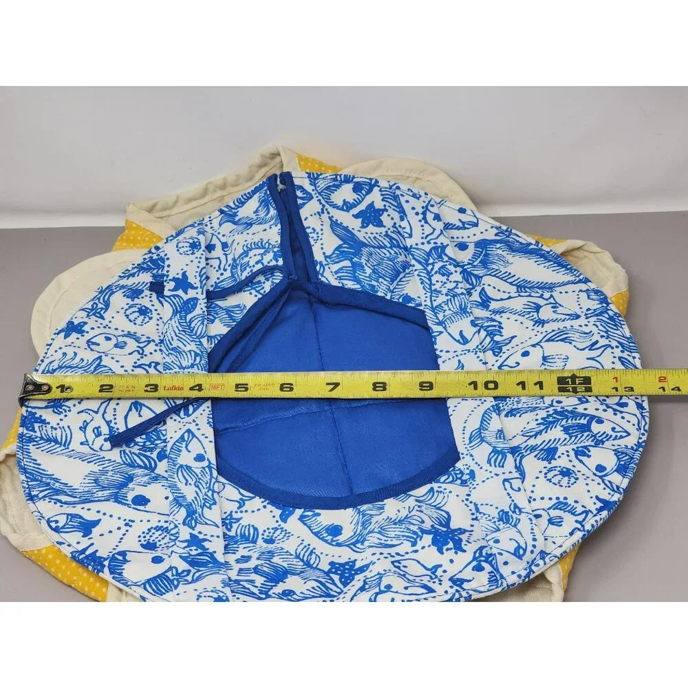 Vintage 2 Quilted Hot Dish‎ Carriers And 1 Kitchen Appliance Cover